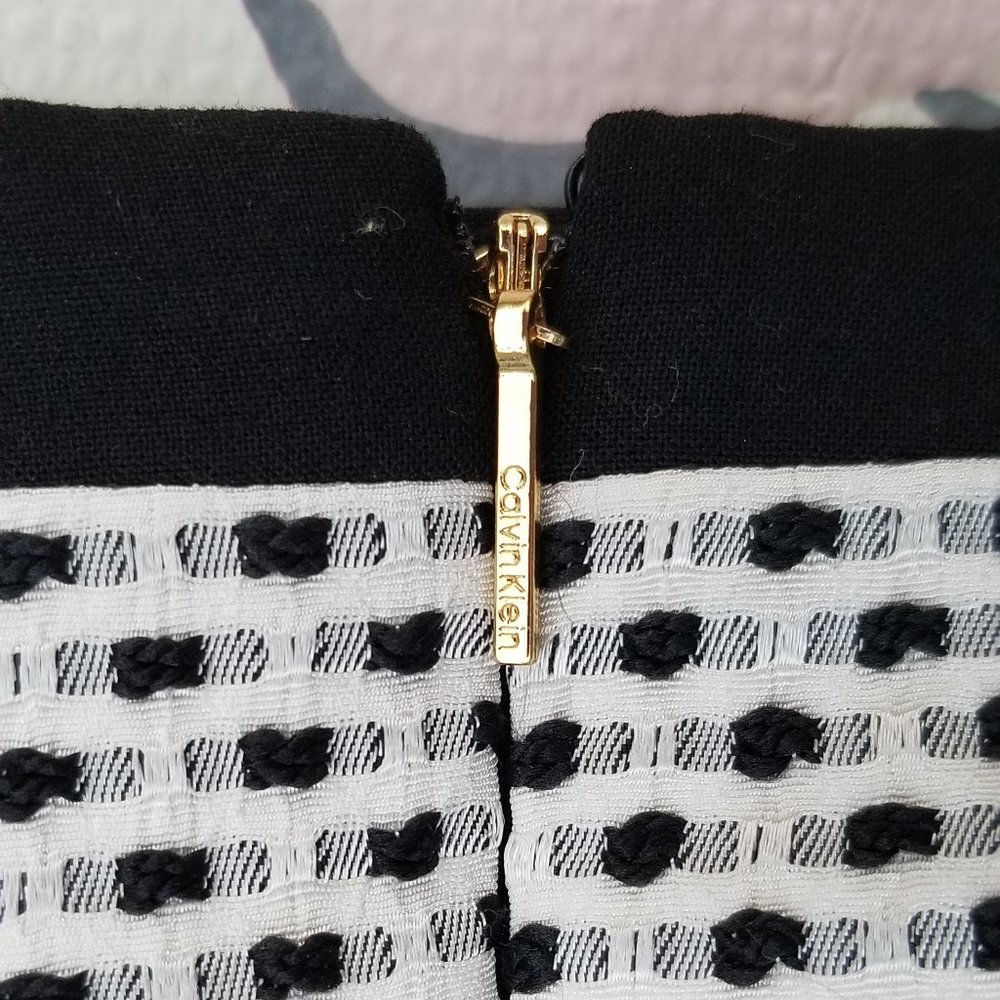 ✨HP✨Calvin Klein Tailored Pencil Skirt Plus Size 16 W - Picture 3 of 9